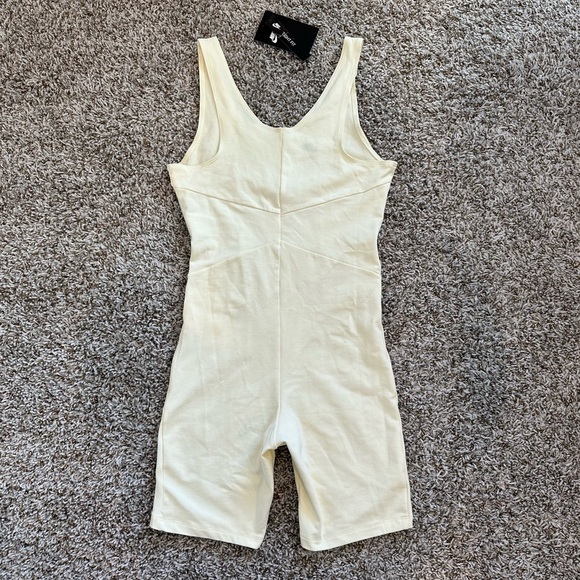 Nike Sportswear Icon Clash Romper Bodysuit - Picture 8 of 10